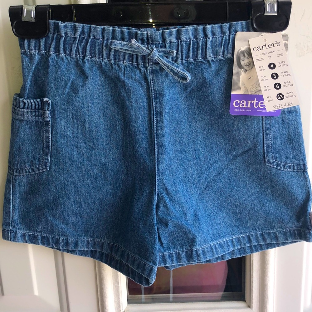 Girls size 6 Carter’s jean shorts NWT